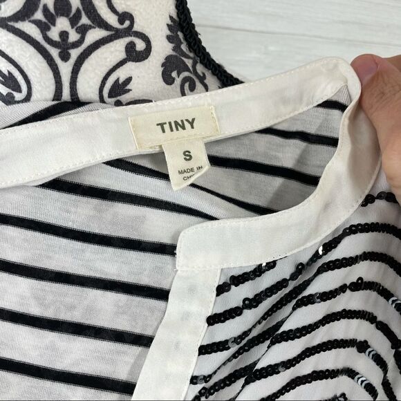 Anthropologie Tiny Silk Blend Sequin Chevron Top - Picture 6 of 7